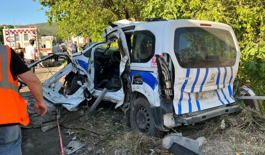Feci Kaza 1'i Polis 3 Kişi Hayatını Kaybetti