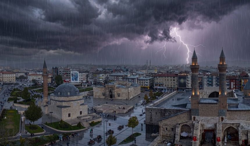 Sivas İçin Kuvvetli Yağış Uyarısı! Valilikten Sel ve Dolu Alarmı