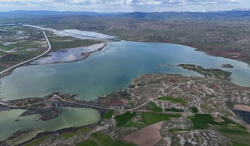Sivas’ın En Büyük Gölü Tödürge Gölü Taştı