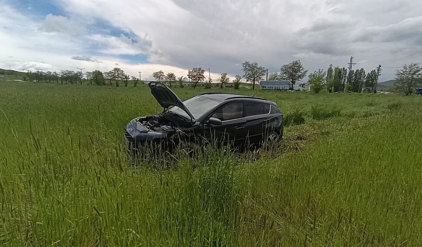 Sivas'ta Feci Kaza! 1'i Çocuk 3 Kişi Yaralı!