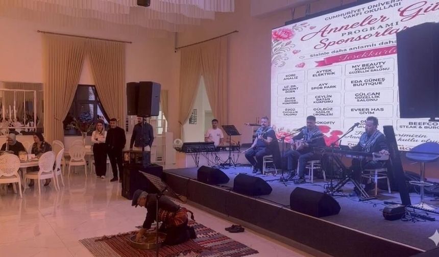 Sivas’ta Anneler Günü’ne Türkülü Kutlama