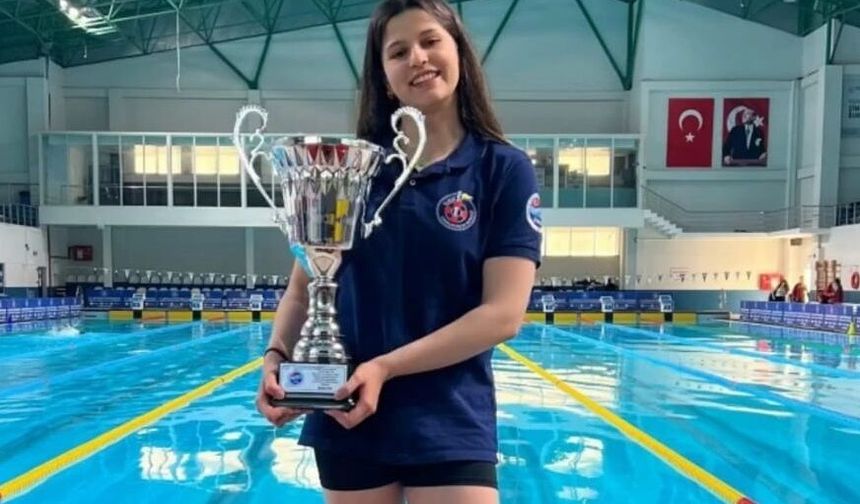 Sivaslı sporcu Hayal'den Türkiye başarısı