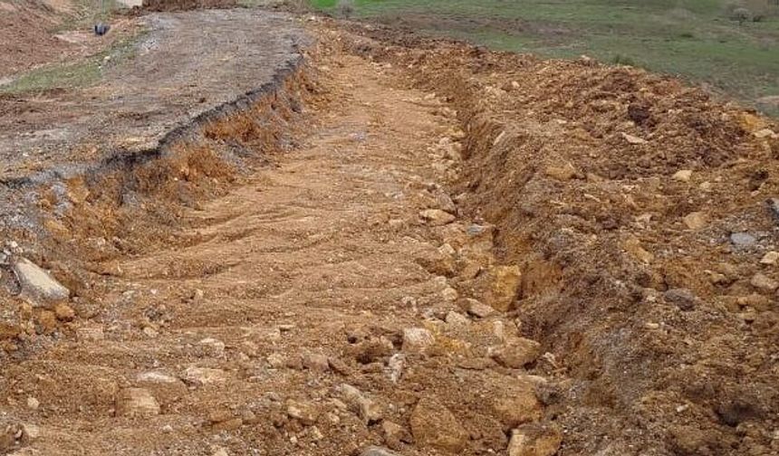 Sivas’ta Heyelan Sonrası Kapanan O Yol Yeniden Açıldı
