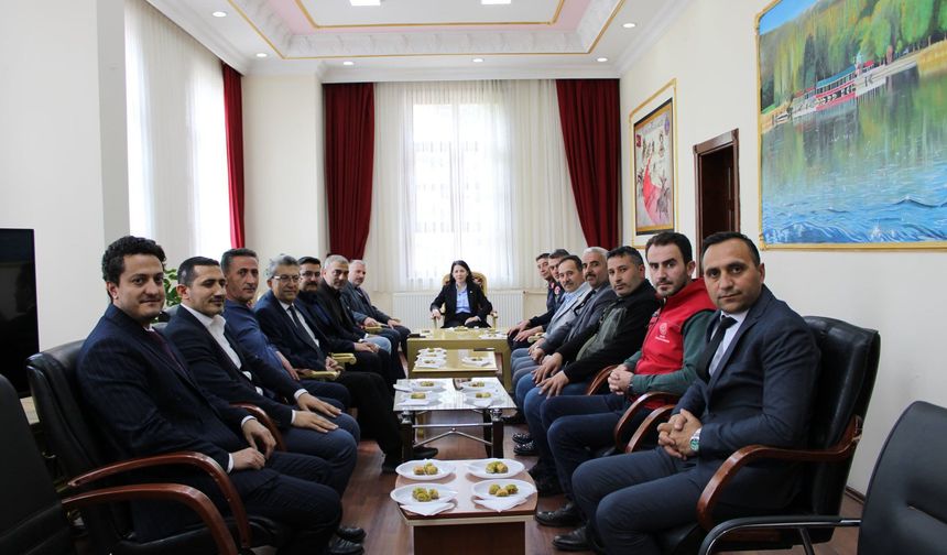 Hafik Kaymakamlığı’nda Bayramlaşma Töreni Düzenlendi