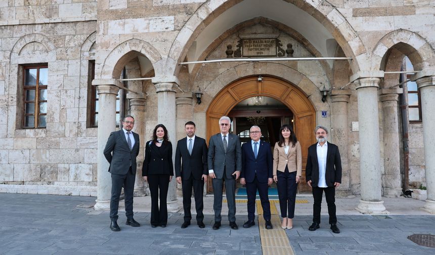 Türkiye'nin En Ünlü Oyuncusu Sivas'ta!
