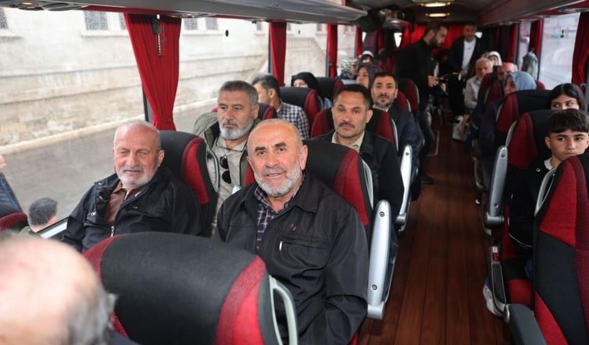 Sivas’ta Duygulandıran Uğurlama 200 Şehit Ailesi ve Gazi Alanya Tatiline Gönderildi