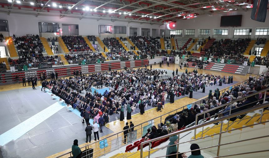 Sivas’ta Kur’an Tilavetleri ve Kasidelerle Anma Programı Düzenlendi