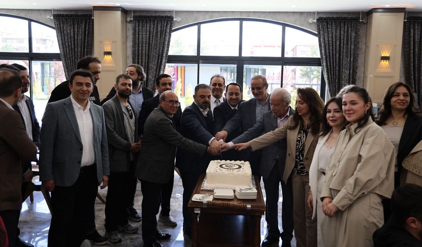 Sivas’ta Eczacılık Günü Coşkusu