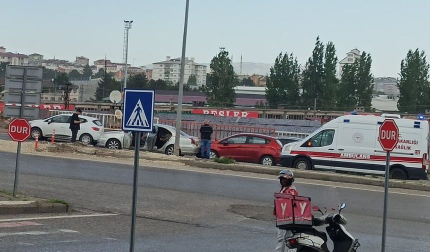 Sivas'ta yol bakımı alanında kaza