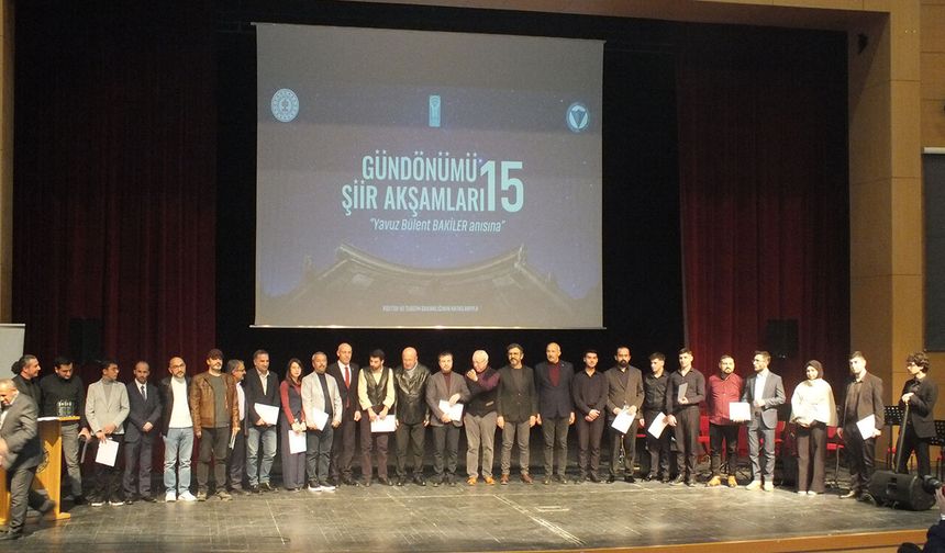 Sivas'ta "Gündönümü Şiir Akşamları" programı düzenlendi