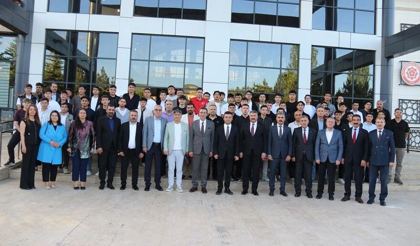 Sivas esnafından mesleki eğitime destek