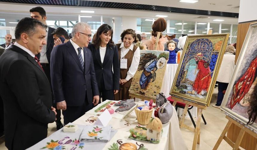 Sivas’ta hayat boyu öğrenme sergisi açıldı