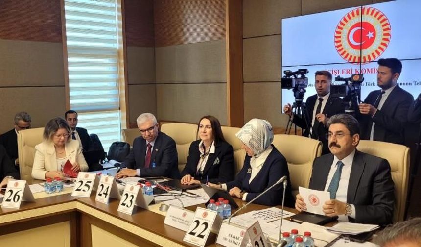 Sivas Milletvekili Hakan Aksu'dan Kızılay Kanunu'na ilk imza