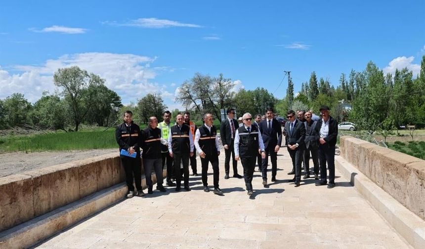 Sivas'ın tarihi Tecer Köprüleri restorasyonu bitiyor