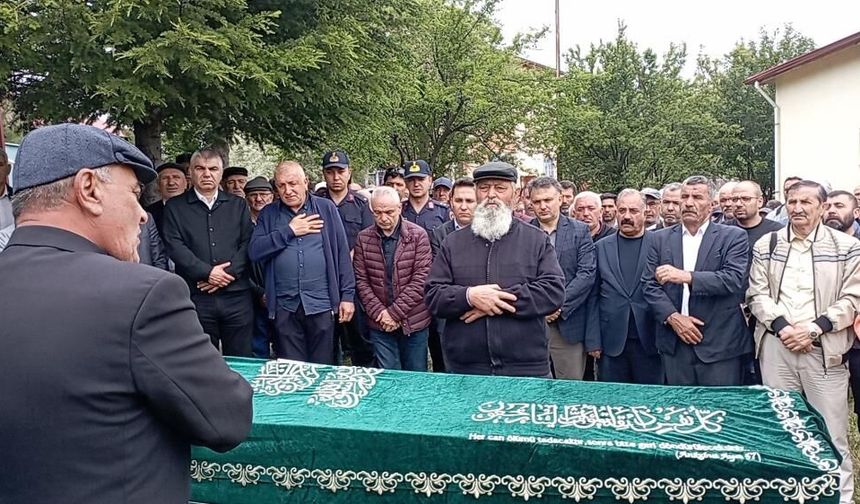 Rıza Çalımbay'ın Annesi Toprağa Verildi!