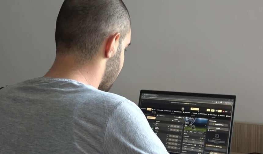 Telefonla Odasına Çekilenlerin Düştüğü Sinsi Tuzak