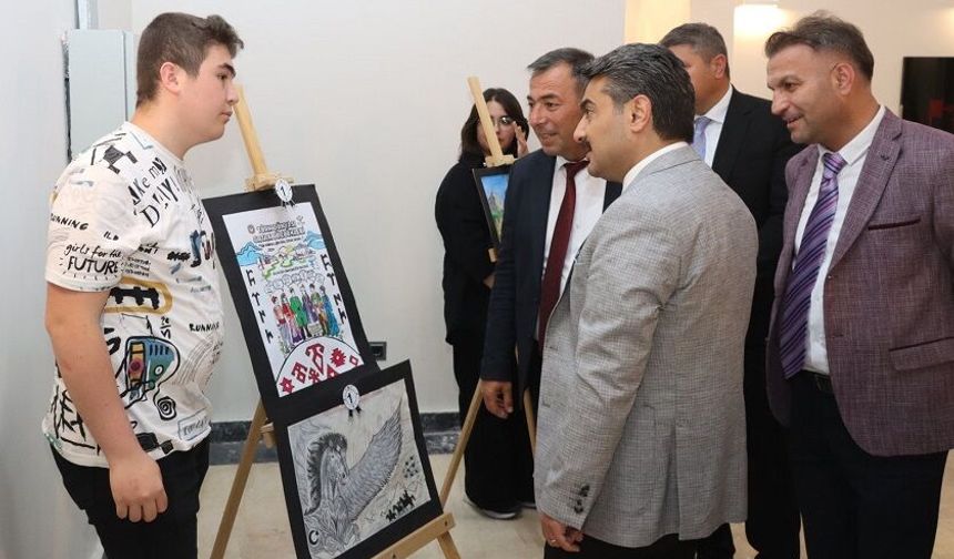 Sivas'ta Sözlük, Şiir, Afiş ve Dergi" yarışmasında ödül günü