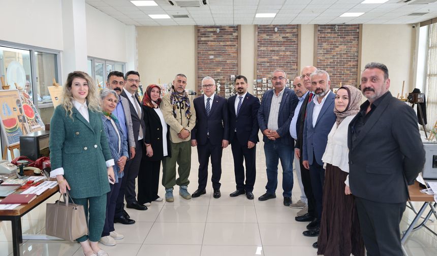 Sivas’ta Özgür Basın ve Filistin Sergisi