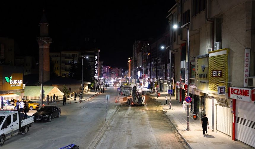 Sivas'ta Atatürk Caddesi için çalışmalar devam ediyor