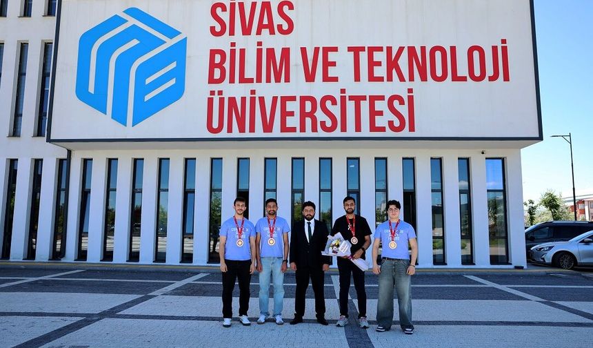 Dünya şampiyonlarına görkemli karşılama