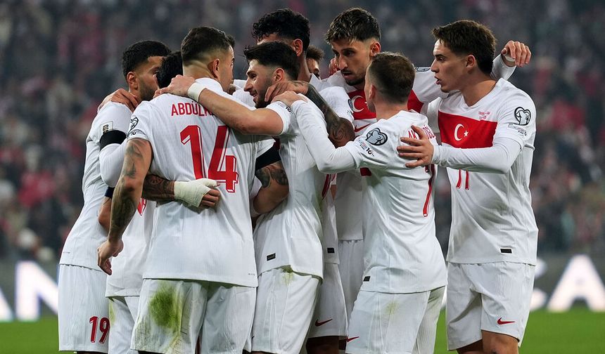 Dünya Kupası'nda kritik randevu Türkiye sahaya çıkıyor