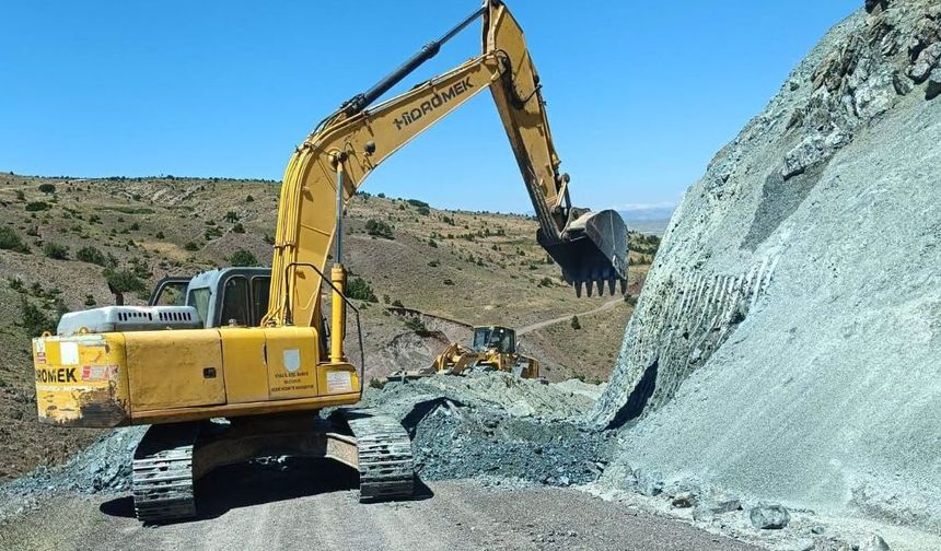 Sivas'ta o yerde heyelan hasarı giderildi