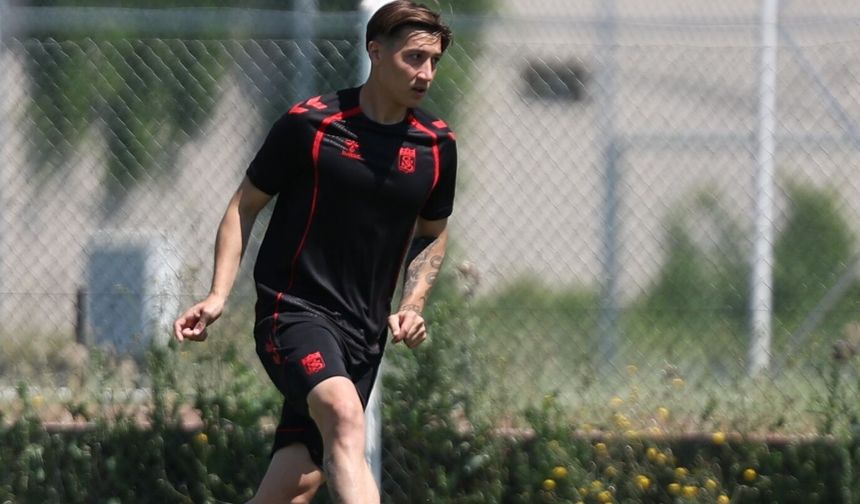 Sivassporlu Mert'ten Süper Lig açıklaması: Çıkacağız