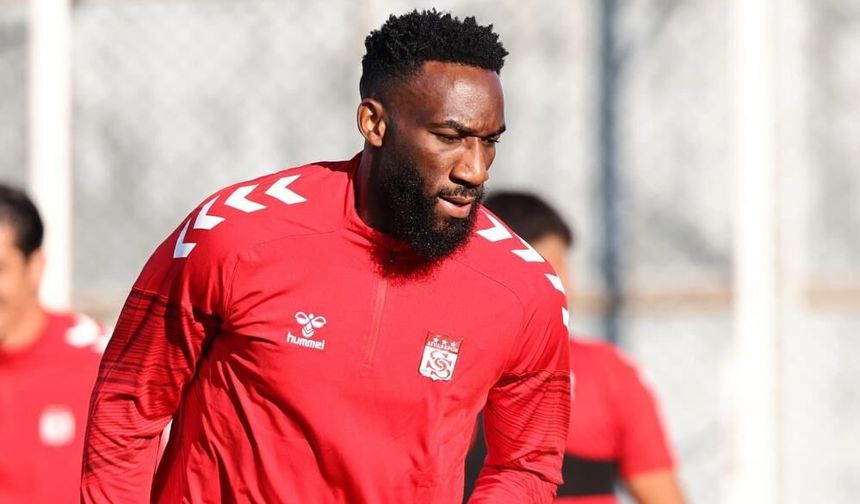 Sivasspor'a Appindangoye 2 yıl imza attı