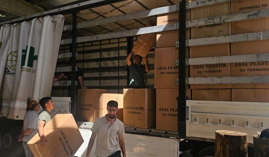 Sivas'tan Suriye'ye İHH yardımı
