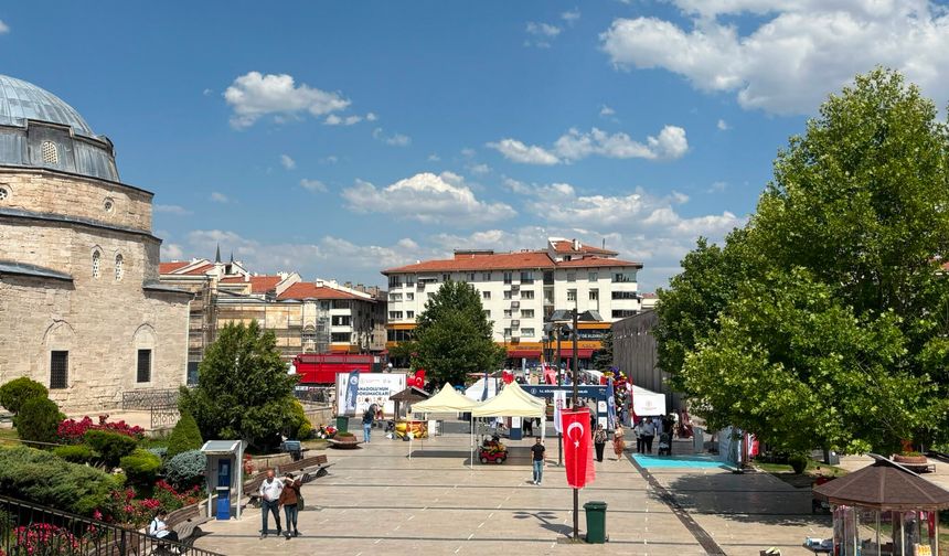 Sivas'ta Kavurucu Sıcaklar Etkisini Artırıyor!