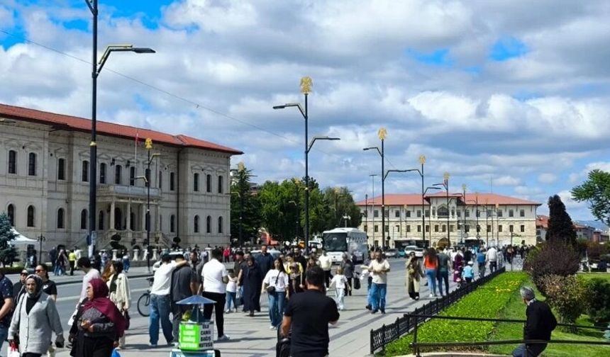 Sivas'ta haftasonu yağış var! Sıcaklıklar düşecek