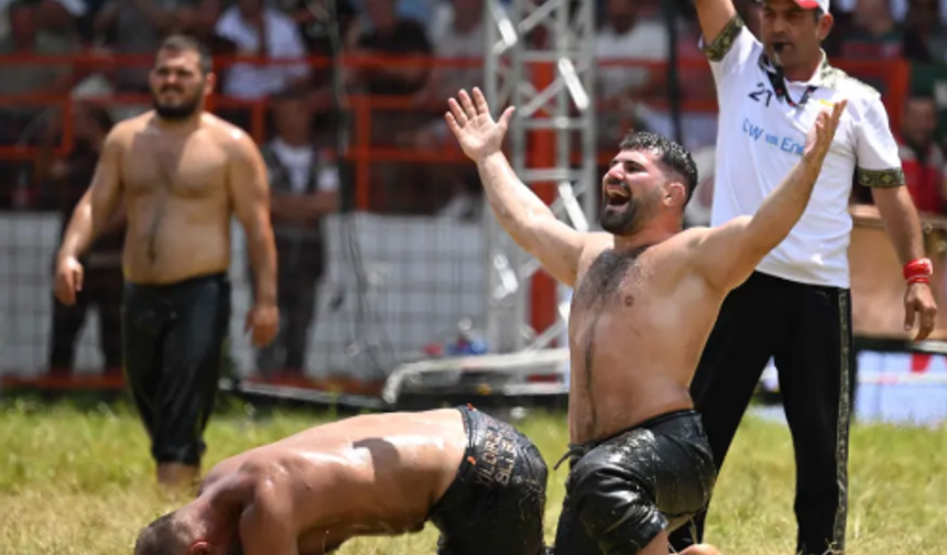 Kırkpınar'da Başpehlivan Erkan Taş Oldu!