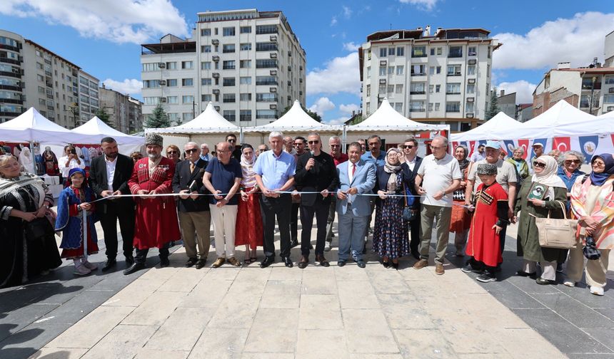 Kuzey Kafkasya Kültür ve Sanat Festivali İkinci Gününde Sergi İle Devam Ediyor!