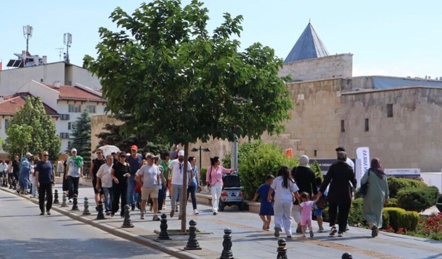 Cumhuriyetin Kalbi Sivas'ta Yaz Yoğunluğu