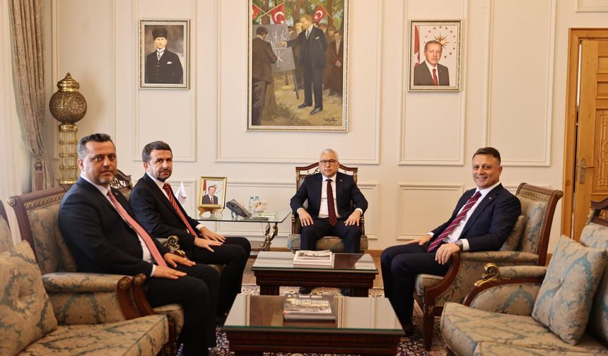 Sivas'ta Yerel Medyanın Geleceği Konuşuldu!