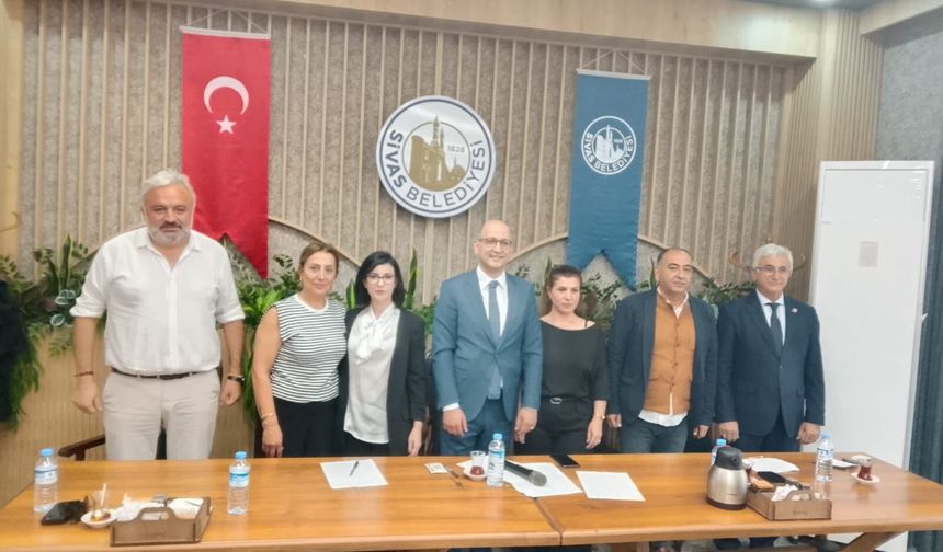 CHP İl Başkanı Balk: Makamlar ve kişiler geçicidir, kurumlar kalıcıdır
