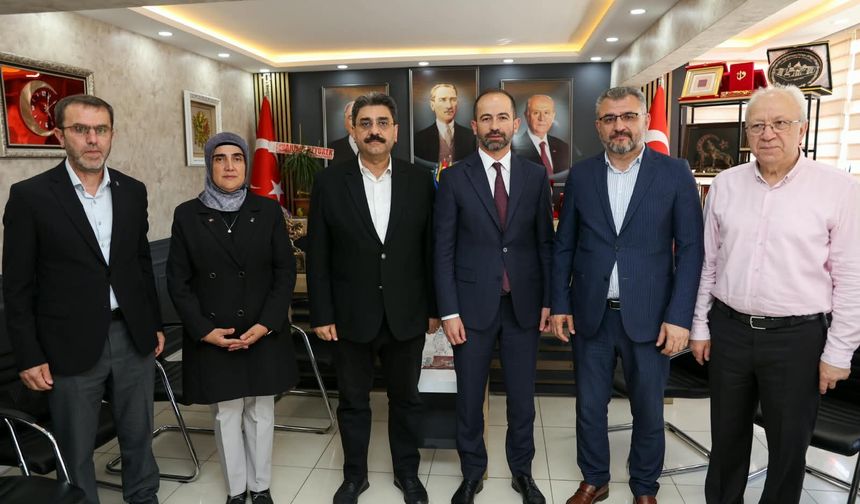 AK Parti'den MHP Sivas İl Başkanı Uygun'a hayırlı olsun ziyareti