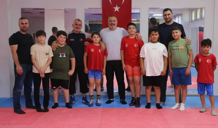 Sivaslı Sporcuların Yoğun Çalışma Temposu Devam Ediyor!