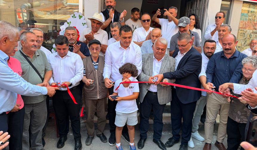 Yeni Parti Zara’da kapılarını açtı! Ulaş Karasu’dan değişim vurgusu