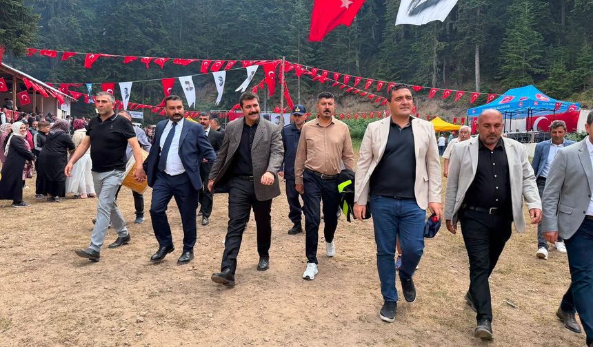 Ulaş Karasu Koyulhisar’da Ortakent Festivali’ne katıldı