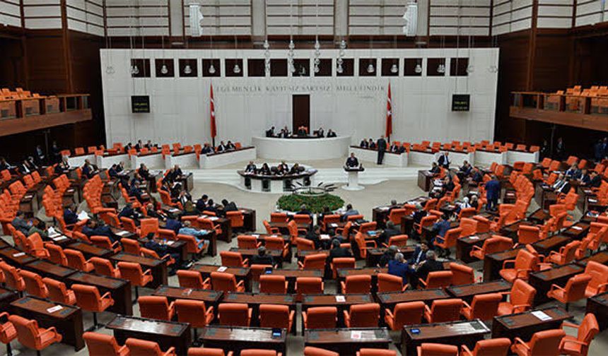 TBMM 52 Günlük Tatile Girdi