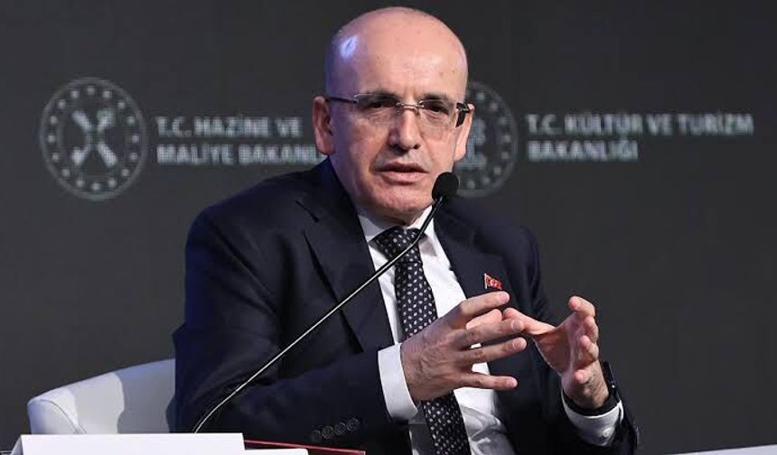 Hazine Bakanı: İşsizlik oranı yüzde 7,9’a geriledi