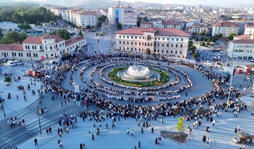 Sivas Kent Meydanı’nda Rekor Anı!