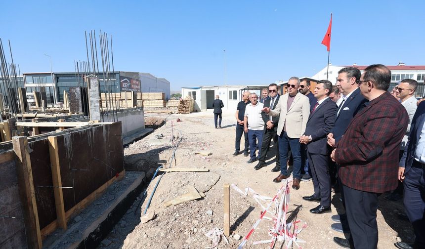 4 Eylül Sanayi Sitesi’ne 112 Acil ve Aile Sağlığı temeli atıldı