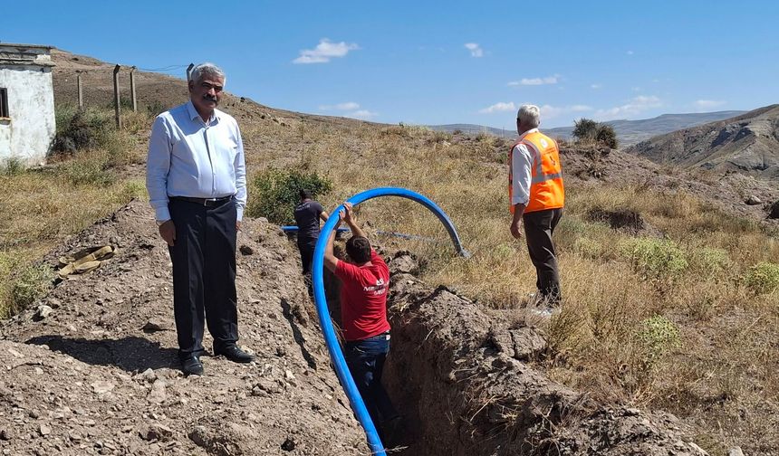 Ulaş'ta içme suyu hattı çalışmalarına başlandı