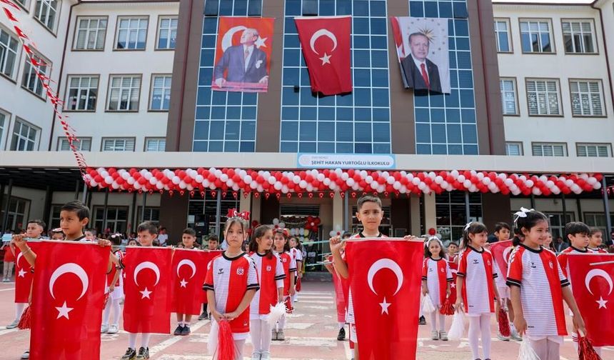 Sivas'ta ilköğretim haftası kutlandı