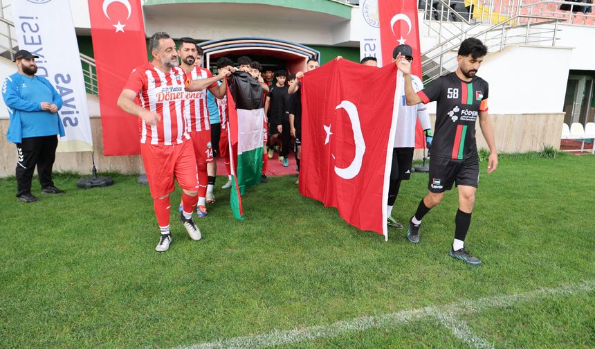 Sivas’ta Sahada Dostluk, Gönüllerde Kardeşlik