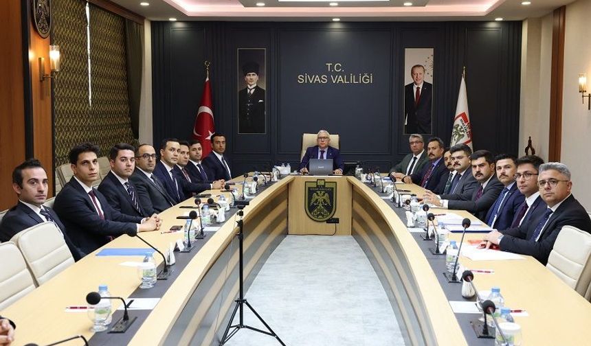 Sivas'ta sosyal yardımlaşmalar masaya yatırıldı