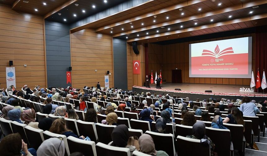 Sivas BTÜ'de Okul Öncesi Eğitim Programı tanıtıldı