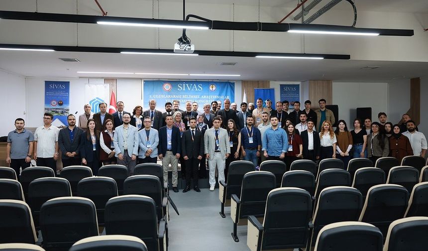 Sivas'ta bilim ve inovasyon kongresi başladı